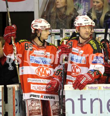 EBEL. Eishockey Bundesliga. EC KAC gegen HDD TILIA Olimpija Ljubljana. Herburger Raphael, Shantz Jeff (KAC). Klagenfurt, am 16.1.2011.
Foto: Kuess 

---
pressefotos, pressefotografie, kuess, qs, qspictures, sport, bild, bilder, bilddatenbank