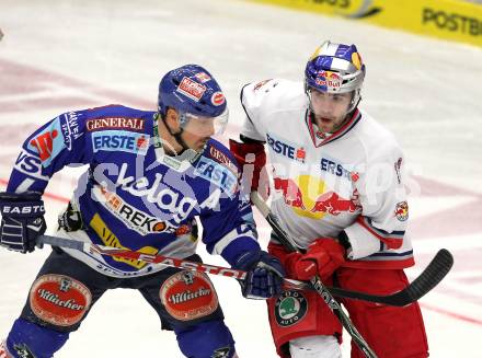 EBEL. Eishockey Bundesliga. EC  VSV gegen EC Red Bull Salzburg.  Gerhard Unterluggauer, (VSV), Michael Schiechl (Salzburg). Villach, am 21.1.2011.
Foto: Kuess 


---
pressefotos, pressefotografie, kuess, qs, qspictures, sport, bild, bilder, bilddatenbank