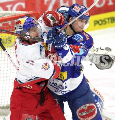 EBEL. Eishockey Bundesliga. EC  VSV gegen EC Red Bull Salzburg.  Stefan Bacher, (VSV), Taylor Holst (Salzburg). Villach, am 21.1.2011.
Foto: Kuess 


---
pressefotos, pressefotografie, kuess, qs, qspictures, sport, bild, bilder, bilddatenbank