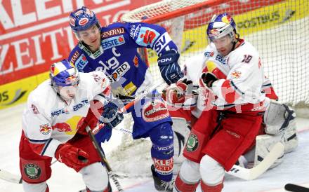 EBEL. Eishockey Bundesliga. EC  VSV gegen EC Red Bull Salzburg.  Jonathan Ferland, (VSV), Daniel Bois, Brent Aubin (Salzburg). Villach, am 21.1.2011.
Foto: Kuess 


---
pressefotos, pressefotografie, kuess, qs, qspictures, sport, bild, bilder, bilddatenbank