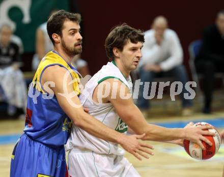 Basketball Bundesliga. Woerthersee Piraten gegen UBC St. Poelten.  Selmir Husanovic (Piraten), Tomislav Gaspar (St. Poelten). Klagenfurt, 22.1.2011.
Foto:  Kuess

---
pressefotos, pressefotografie, kuess, qs, qspictures, sport, bild, bilder, bilddatenbank