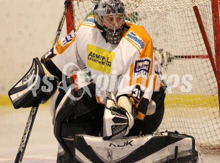 Eishockey CHL. Carinthian Hockey League. USC Velden gegen VST Adler Wild Voelkermarkt. Markus Schmarl (Velden). Velden, am 22.1.2011.
Foto: Kuess
---
pressefotos, pressefotografie, kuess, qs, qspictures, sport, bild, bilder, bilddatenbank