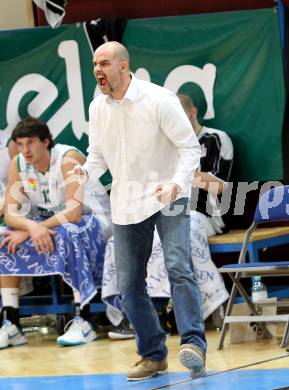 Basketball Bundesliga. Woerthersee Piraten gegen UBC St. Poelten.  Trainer Joachim Buggelsheim (Piraten). Klagenfurt, 22.1.2011.
Foto:  Kuess

---
pressefotos, pressefotografie, kuess, qs, qspictures, sport, bild, bilder, bilddatenbank