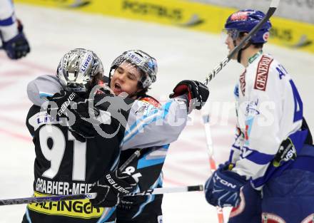 EBEL. Eishockey Bundesliga. EC  VSV gegen EHC LIWEST Linz. Torjubel Martin Mairitsch, Martin Grabher Meier (Linz). Villach, am 23.1.2011.
Foto: Kuess 


---
pressefotos, pressefotografie, kuess, qs, qspictures, sport, bild, bilder, bilddatenbank