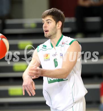 Basketball Bundesliga. Woerthersee Piraten gegen UBC St. Poelten.  Christian Erschen (Piraten). Klagenfurt, 22.1.2011.
Foto:  Kuess

---
pressefotos, pressefotografie, kuess, qs, qspictures, sport, bild, bilder, bilddatenbank