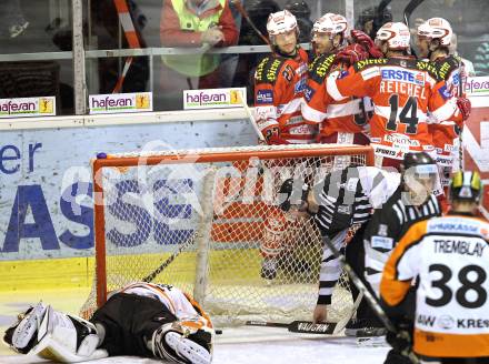 EBEL. Eishockey Bundesliga. KAC gegen Graz 99ers.  Torjubel KAC. Klagenfurt, am 25.1.2011.
Foto: Kuess 

---
pressefotos, pressefotografie, kuess, qs, qspictures, sport, bild, bilder, bilddatenbank