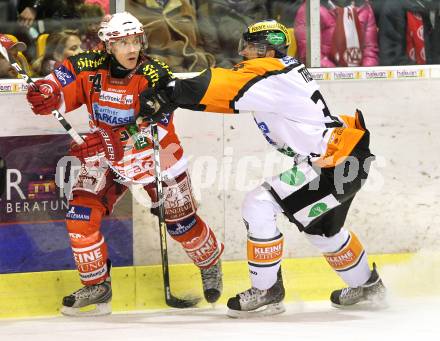 EBEL. Eishockey Bundesliga. KAC gegen Graz 99ers. Dieter Kalt, (KAC),  Yannik Tremblay  (Graz). Klagenfurt, am 25.1.2011.
Foto: Kuess 

---
pressefotos, pressefotografie, kuess, qs, qspictures, sport, bild, bilder, bilddatenbank