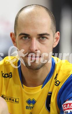 Volleyball MEVZA. Team Club Austria gegen SK Posojilnica Aich/Dob. Neven Neshev (Aich/Dob). Klagenfurt, 29.1.2011.
Foto: Kuess 

---
pressefotos, pressefotografie, kuess, qs, qspictures, sport, bild, bilder, bilddatenbank