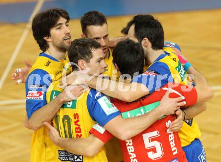Volleyball MEVZA. Team Club Austria gegen SK Posojilnica Aich/Dob. Jubel Aich/Dob. Klagenfurt, 29.1.2011.
Foto: Kuess 

---
pressefotos, pressefotografie, kuess, qs, qspictures, sport, bild, bilder, bilddatenbank