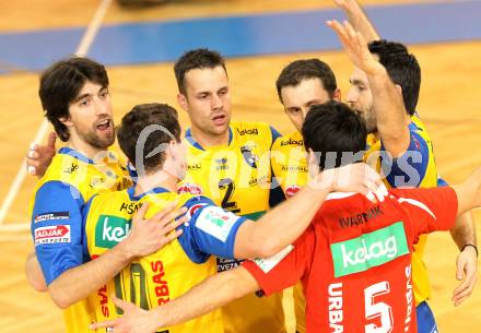 Volleyball MEVZA. Team Club Austria gegen SK Posojilnica Aich/Dob. Jubel Aich/Dob. Klagenfurt, 29.1.2011.
Foto: Kuess 

---
pressefotos, pressefotografie, kuess, qs, qspictures, sport, bild, bilder, bilddatenbank