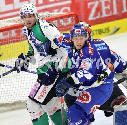 EBEL. Eishockey Bundesliga. EC  VSV gegen HDD TILIA Olimpija Ljubljana. Matt Ryan,  (VSV), Petr Sachl (Laibach). Villach, am 30.1.2011.
Foto: Kuess 


---
pressefotos, pressefotografie, kuess, qs, qspictures, sport, bild, bilder, bilddatenbank