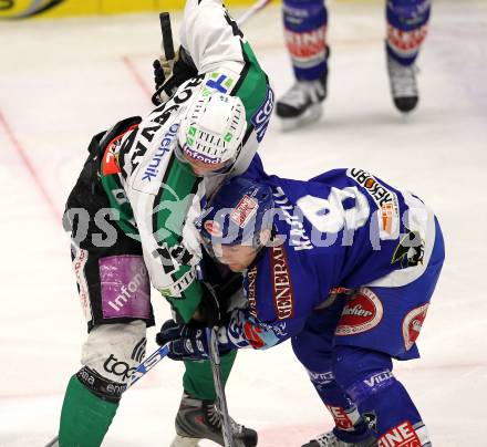 EBEL. Eishockey Bundesliga. EC  VSV gegen HDD TILIA Olimpija Ljubljana. Roland Kaspitz, (VSV), Matej Hocevar  (Laibach). Villach, am 30.1.2011.
Foto: Kuess 


---
pressefotos, pressefotografie, kuess, qs, qspictures, sport, bild, bilder, bilddatenbank