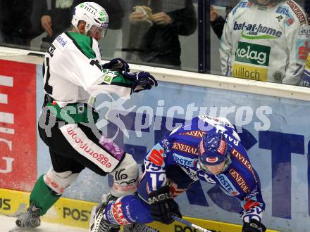 EBEL. Eishockey Bundesliga. EC  VSV gegen HDD TILIA Olimpija Ljubljana. Michael Raffl,  (VSV), Petr Sachl (Laibach). Villach, am 30.1.2011.
Foto: Kuess 


---
pressefotos, pressefotografie, kuess, qs, qspictures, sport, bild, bilder, bilddatenbank