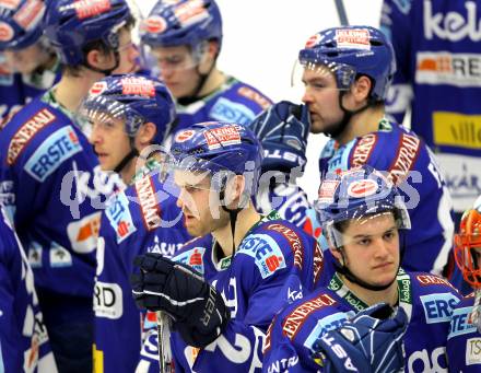 EBEL. Eishockey Bundesliga. EC  VSV gegen HDD TILIA Olimpija Ljubljana. Enttaeuscht Marvin Degon, Michael Martin, Jonathan Ferland, Stefan Bacher (VSV). Villach, am 30.1.2011.
Foto: Kuess 


---
pressefotos, pressefotografie, kuess, qs, qspictures, sport, bild, bilder, bilddatenbank