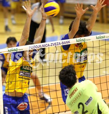 Volleyball. GM Capital Challenge Cup Men 2010/2011.  SK Posojilnica Aich/Dob (AUT)  vs VC Prefaxis MENEN (Bel). Koch Robert,  Reiser Gerald (Aich/Dob). Prevalje, 1.2.2011.
Foto: Kuess

---
pressefotos, pressefotografie, kuess, qs, qspictures, sport, bild, bilder, bilddatenbank