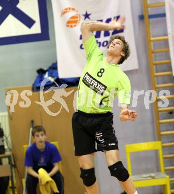 Volleyball. GM Capital Challenge Cup Men 2010/2011.  SK Posojilnica Aich/Dob (AUT)  vs VC Prefaxis MENEN (Bel). Ver Eecke Anshel (MENEN). Prevalje, 1.2.2011.
Foto: Kuess

---
pressefotos, pressefotografie, kuess, qs, qspictures, sport, bild, bilder, bilddatenbank