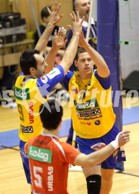 Volleyball. GM Capital Challenge Cup Men 2010/2011.  SK Posojilnica Aich/Dob (AUT)  vs VC Prefaxis MENEN (Bel). Jubel Grut Andrej, Pusnik Nejc  (Aich/Dob). Prevalje, 1.2.2011.
Foto: Kuess

---
pressefotos, pressefotografie, kuess, qs, qspictures, sport, bild, bilder, bilddatenbank