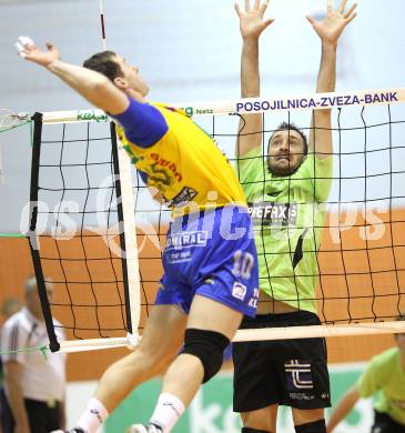 Volleyball. GM Capital Challenge Cup Men 2010/2011.  SK Posojilnica Aich/Dob (AUT)  vs VC Prefaxis MENEN (Bel). Pusnik Nejc (Aich/Dob), Anton Julien (MENEN). Prevalje, 1.2.2011.
Foto: Kuess

---
pressefotos, pressefotografie, kuess, qs, qspictures, sport, bild, bilder, bilddatenbank