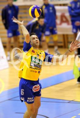 Volleyball. GM Capital Challenge Cup Men 2010/2011.  SK Posojilnica Aich/Dob (AUT)  vs VC Prefaxis MENEN (Bel). Koch Robert (Aich/Dob). Prevalje, 1.2.2011.
Foto: Kuess

---
pressefotos, pressefotografie, kuess, qs, qspictures, sport, bild, bilder, bilddatenbank