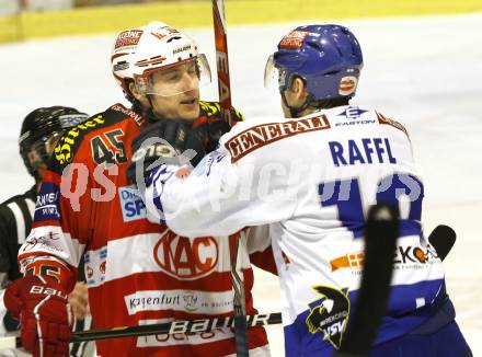 EBEL. Eishockey Bundesliga. KAC gegen VSV. David Schuller, (KAC),  Michael Raffl (VSV). Klagenfurt, am 4.2.2011.
Foto: Kuess 

---
pressefotos, pressefotografie, kuess, qs, qspictures, sport, bild, bilder, bilddatenbank