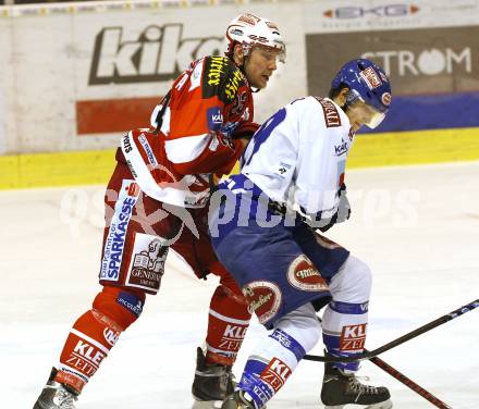 EBEL. Eishockey Bundesliga. KAC gegen VSV. Mike Siklenka, (KAC),  Stefan Bacher (VSV). Klagenfurt, am 4.2.2011.
Foto: Kuess 

---
pressefotos, pressefotografie, kuess, qs, qspictures, sport, bild, bilder, bilddatenbank