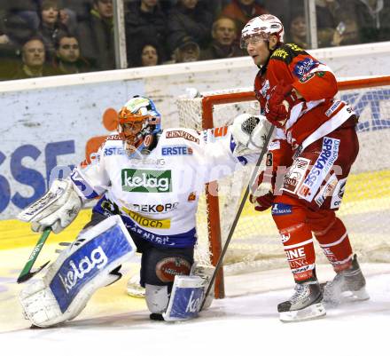 EBEL. Eishockey Bundesliga. KAC gegen VSV. Mike Siklenka,  (KAC),  Gert Prohaska (VSV). Klagenfurt, am 4.2.2011.
Foto: Kuess 

---
pressefotos, pressefotografie, kuess, qs, qspictures, sport, bild, bilder, bilddatenbank