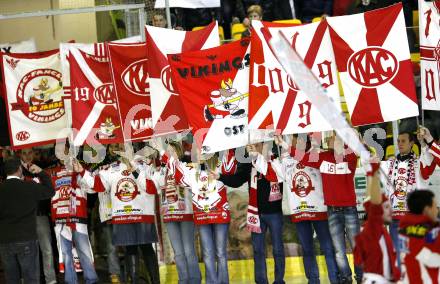 EBEL. Eishockey Bundesliga. KAC gegen VSV. Fans. Klagenfurt, am 4.2.2011.
Foto: Kuess 

---
pressefotos, pressefotografie, kuess, qs, qspictures, sport, bild, bilder, bilddatenbank