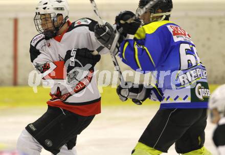 Eishockey CHL. Carinthian Hockey League. EC Tarco Woelfe Klagenfurt gegen UECR Huben. (Tarco), Martin Unterlercher (Huben). KLagenfurt, am 5.2.2011.
Foto: Kuess
---
pressefotos, pressefotografie, kuess, qs, qspictures, sport, bild, bilder, bilddatenbank