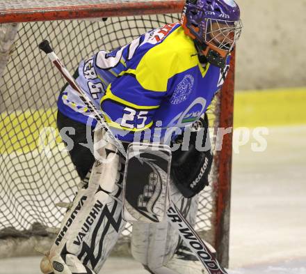 Eishockey CHL. Carinthian Hockey League. EC Tarco Woelfe Klagenfurt gegen UECR Huben. Guenther Warscher (Huben). KLagenfurt, am 5.2.2011.
Foto: Kuess
---
pressefotos, pressefotografie, kuess, qs, qspictures, sport, bild, bilder, bilddatenbank