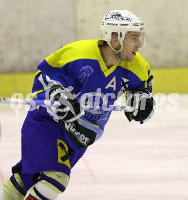 Eishockey CHL. Carinthian Hockey League. EC Tarco Woelfe Klagenfurt gegen UECR Huben. Christian Unterlercher (Huben). KLagenfurt, am 5.2.2011.
Foto: Kuess
---
pressefotos, pressefotografie, kuess, qs, qspictures, sport, bild, bilder, bilddatenbank