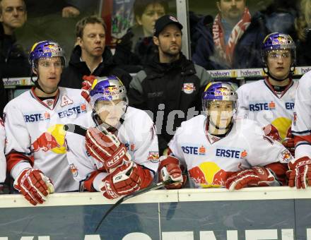 EBEL. Eishockey Bundesliga. KAC gegen EC Red Bull Salzburg. Spielerbank Red Bull Salzburg. Klagenfurt, am 6.2.2011.
Foto: Kuess 

---
pressefotos, pressefotografie, kuess, qs, qspictures, sport, bild, bilder, bilddatenbank