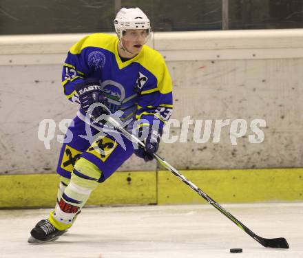 Eishockey CHL. Carinthian Hockey League. EC Tarco Woelfe Klagenfurt gegen UECR Huben. Alexander Payr (Huben). KLagenfurt, am 5.2.2011.
Foto: Kuess
---
pressefotos, pressefotografie, kuess, qs, qspictures, sport, bild, bilder, bilddatenbank