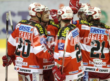 EBEL. Eishockey Bundesliga. KAC gegen EC Red Bull Salzburg. Torjubel KAC. Klagenfurt, am 6.2.2011.
Foto: Kuess 

---
pressefotos, pressefotografie, kuess, qs, qspictures, sport, bild, bilder, bilddatenbank