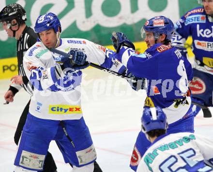 EBEL. Eishockey Bundesliga. EC Rekordfenster VSV gegen KHL Medvescak Zagreb.  Jonathan Ferland (VSV),  Joel Prpic (Zagreb). Villach, am 8.2.2011.
Foto: Kuess

---
pressefotos, pressefotografie, kuess, qs, qspictures, sport, bild, bilder, bilddatenbank