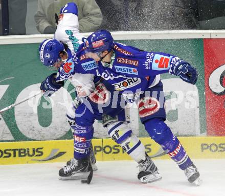 EBEL. Eishockey Bundesliga. EC Rekordfenster VSV gegen KHL Medvescak Zagreb.  Mario Altmann (VSV),  Wacey Rabbit (Zagreb). Villach, am 8.2.2011.
Foto: Kuess

---
pressefotos, pressefotografie, kuess, qs, qspictures, sport, bild, bilder, bilddatenbank