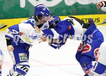 EBEL. Eishockey Bundesliga. EC Rekordfenster VSV gegen KHL Medvescak Zagreb. Schlaegerei, Rauferei Nikolas Petrik (VSV), Kenneth Macauley (Zagreb). Villach, am 8.2.2011.
Foto: Kuess

---
pressefotos, pressefotografie, kuess, qs, qspictures, sport, bild, bilder, bilddatenbank