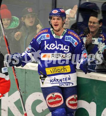 EBEL. Eishockey Bundesliga. EC Rekordfenster VSV gegen KHL Medvescak Zagreb.  Torjubel Mario Altmann (VSV),  (Zagreb). Villach, am 8.2.2011.
Foto: Kuess

---
pressefotos, pressefotografie, kuess, qs, qspictures, sport, bild, bilder, bilddatenbank