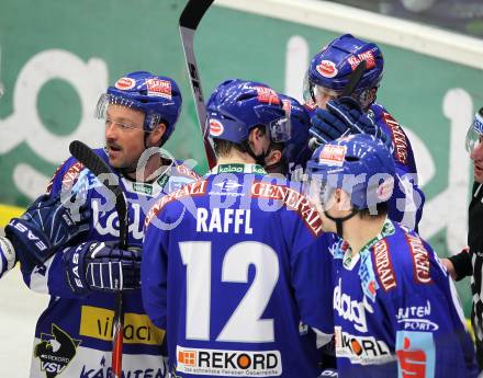 EBEL. Eishockey Bundesliga. EC Rekordfenster VSV gegen KHL Medvescak Zagreb.  Torjubel  (VSV),  (Zagreb). Villach, am 8.2.2011.
Foto: Kuess

---
pressefotos, pressefotografie, kuess, qs, qspictures, sport, bild, bilder, bilddatenbank