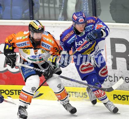 EBEL. Eishockey Bundesliga. EC  VSV gegen Graz 99ers . Matt Ryan,  (VSV), Markus Peintner (Graz). Villach, am 11.2.2011.
Foto: Kuess 


---
pressefotos, pressefotografie, kuess, qs, qspictures, sport, bild, bilder, bilddatenbank