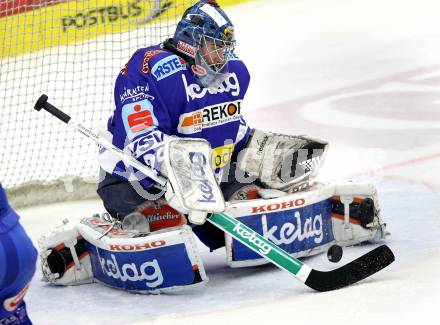 EBEL. Eishockey Bundesliga. EC  VSV gegen Graz 99ers . Bernhard Starkbaum (VSV). Villach, am 11.2.2011.
Foto: Kuess 


---
pressefotos, pressefotografie, kuess, qs, qspictures, sport, bild, bilder, bilddatenbank