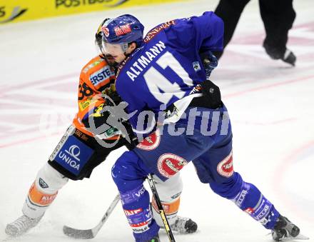 EBEL. Eishockey Bundesliga. EC  VSV gegen Graz 99ers . Mario Altmann,  (VSV), Yannik Tremblay (Graz). Villach, am 11.2.2011.
Foto: Kuess 


---
pressefotos, pressefotografie, kuess, qs, qspictures, sport, bild, bilder, bilddatenbank