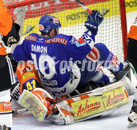 EBEL. Eishockey Bundesliga. EC  VSV gegen Graz 99ers . Derek Damon, (VSV), Fabian Weinhandl (Graz). Villach, am 11.2.2011.
Foto: Kuess 


---
pressefotos, pressefotografie, kuess, qs, qspictures, sport, bild, bilder, bilddatenbank