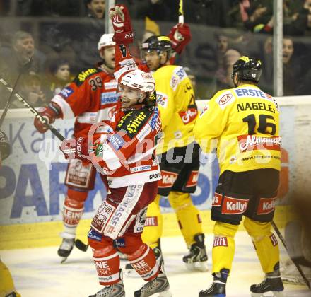 EBEL. Eishockey Bundesliga. KAC gegen EV Vienna Capitals. Torjubel Dieter Kalt (KAC).. Klagenfurt, am 13.2.2011.
Foto: Kuess 

---
pressefotos, pressefotografie, kuess, qs, qspictures, sport, bild, bilder, bilddatenbank