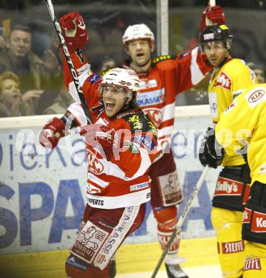 EBEL. Eishockey Bundesliga. KAC gegen EV Vienna Capitals. Torjubel Dieter Kalt (KAC). Klagenfurt, am 13.2.2011.
Foto: Kuess 

---
pressefotos, pressefotografie, kuess, qs, qspictures, sport, bild, bilder, bilddatenbank