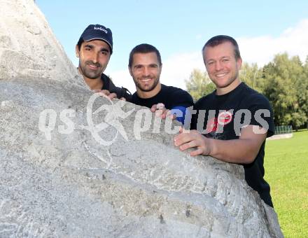 Eishockey Bundesliga. VSV. Nicolas Petrik, Gert Prohaska, Roland Kaspitz. Villach, 2.9.2010.
Foto: Kuess
---
pressefotos, pressefotografie, kuess, qs, qspictures, sport, bild, bilder, bilddatenbank