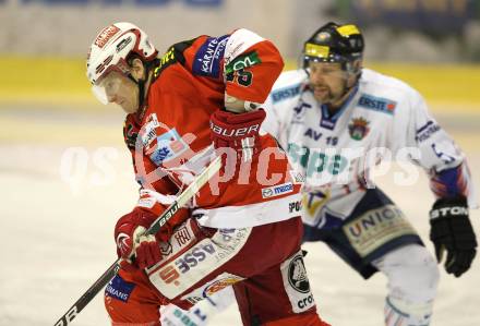 EBEL. Eishockey Bundesliga. KAC gegen SAPA Fehervar AV19. Kirk Furey (KAC), Oscar Ackestroem (Alba Volan). Klagenfurt, am 15.2.2011.
Foto: Kuess
---
pressefotos, pressefotografie, kuess, qs, qspictures, sport, bild, bilder, bilddatenbank