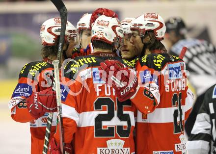 EBEL. Eishockey Bundesliga. KAC gegen SAPA Fehervar AV19. Torjubel (KAC). Klagenfurt, am 15.2.2011.
Foto: Kuess
---
pressefotos, pressefotografie, kuess, qs, qspictures, sport, bild, bilder, bilddatenbank