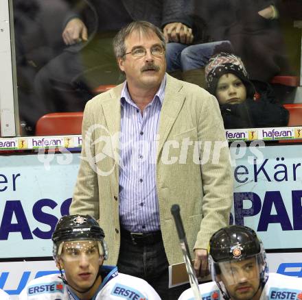 EBEL. Eishockey Bundesliga. KAC gegen SAPA Fehervar AV19. Trainer Kevin Primeau (Alba Volan). Klagenfurt, am 15.2.2011.
Foto: Kuess
---
pressefotos, pressefotografie, kuess, qs, qspictures, sport, bild, bilder, bilddatenbank