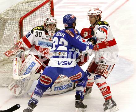 EBEL. Eishockey Bundesliga. EC  VSV gegen KAC.  Greg Kuznik, (VSV), Rene Swette, Kirk Furey (KAC). Villach, am 18.2.2011.
Foto: Kuess 


---
pressefotos, pressefotografie, kuess, qs, qspictures, sport, bild, bilder, bilddatenbank