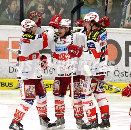 EBEL. Eishockey Bundesliga. EC  VSV gegen KAC.  Torjubel Kirk Furey, Dieter Kalt, Thomas Hundertpfund (KAC). Villach, am 18.2.2011.
Foto: Kuess 


---
pressefotos, pressefotografie, kuess, qs, qspictures, sport, bild, bilder, bilddatenbank